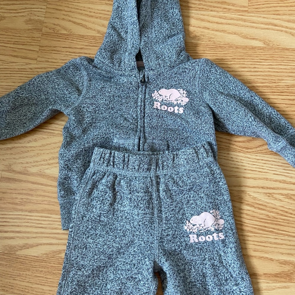 Matching Roots set - Picture 3 of 5